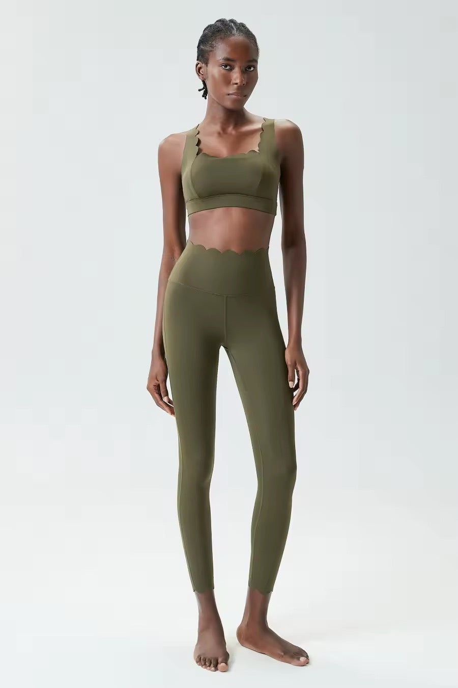 Scallop cross back matching set