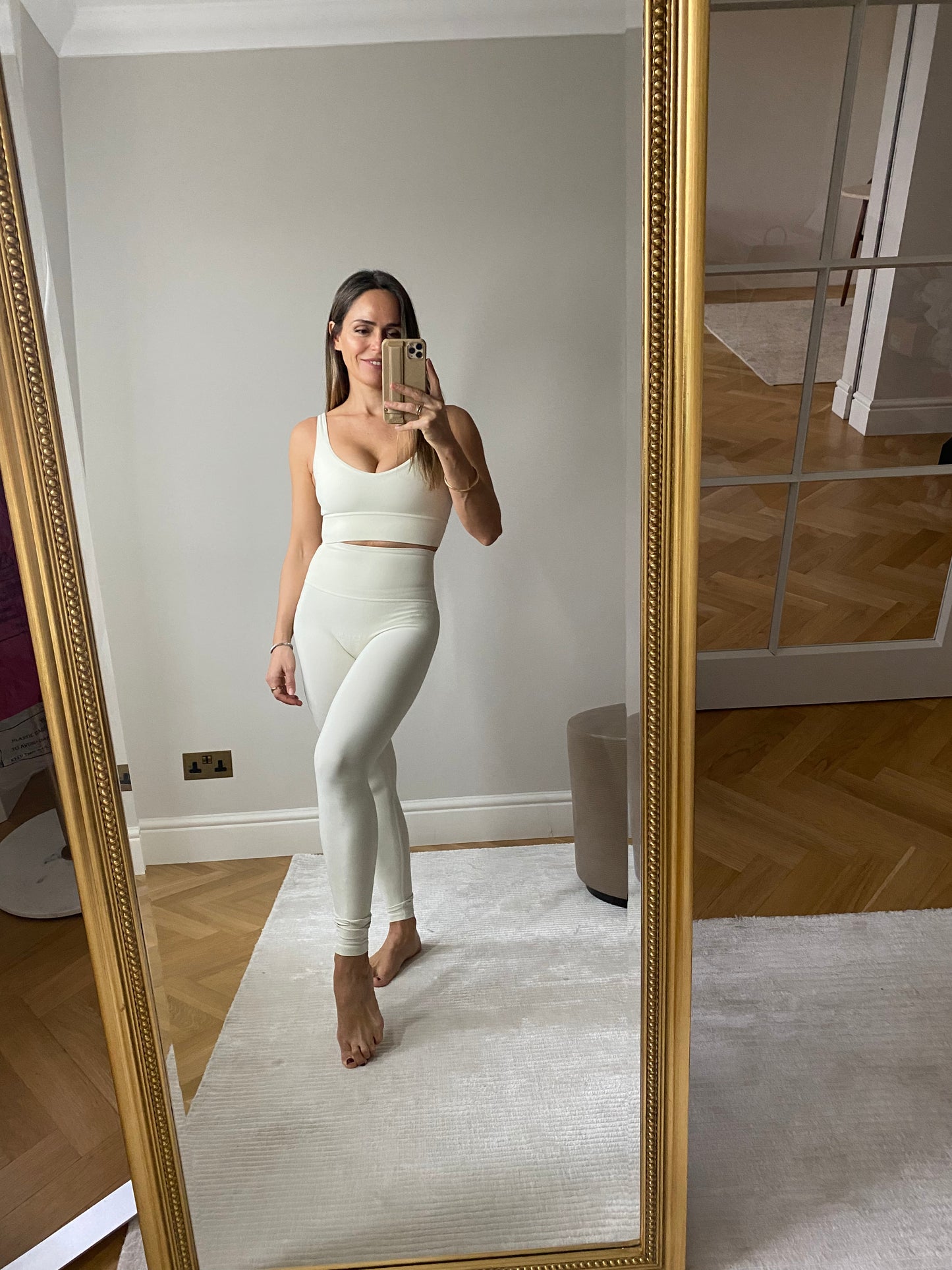 High waisted leggings