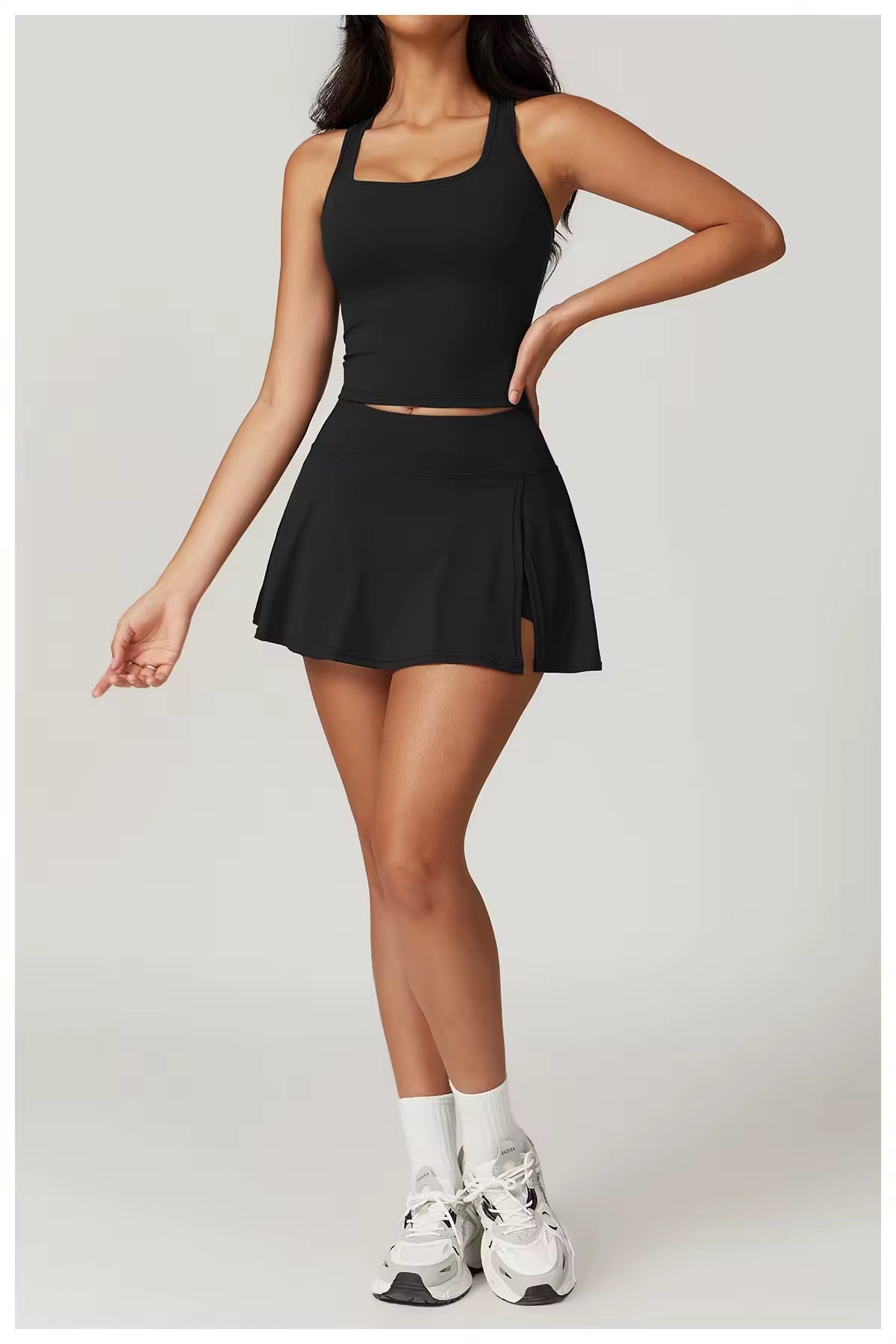 Lightweight Cropped Sports Top