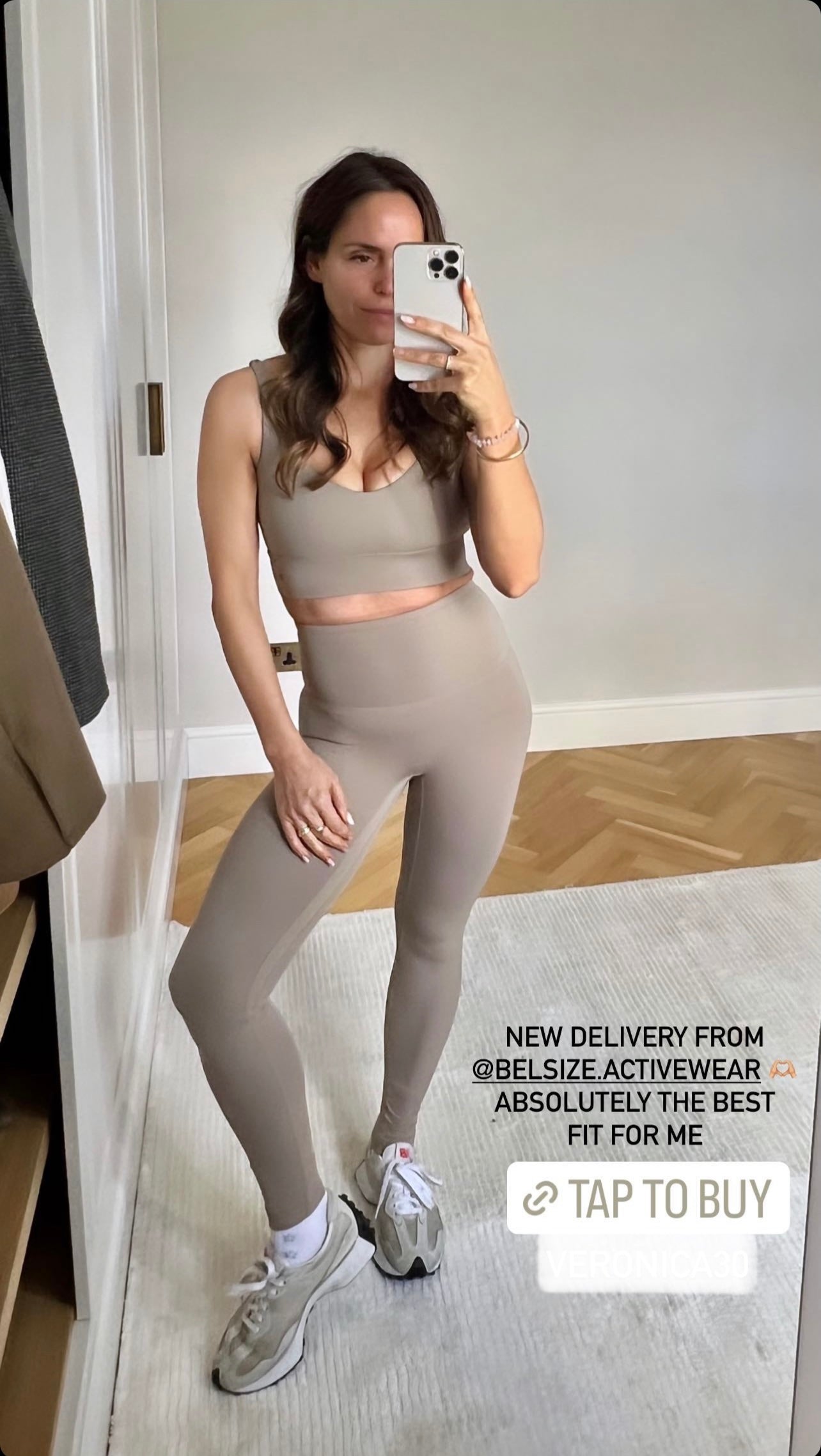 Sports bra high support