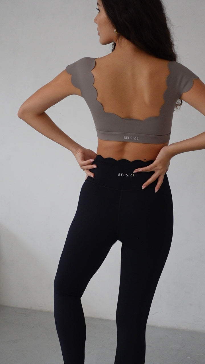 Scallop crop top