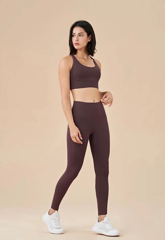 Mulberry leggings and sports bra