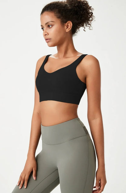 Adjustable sports bra